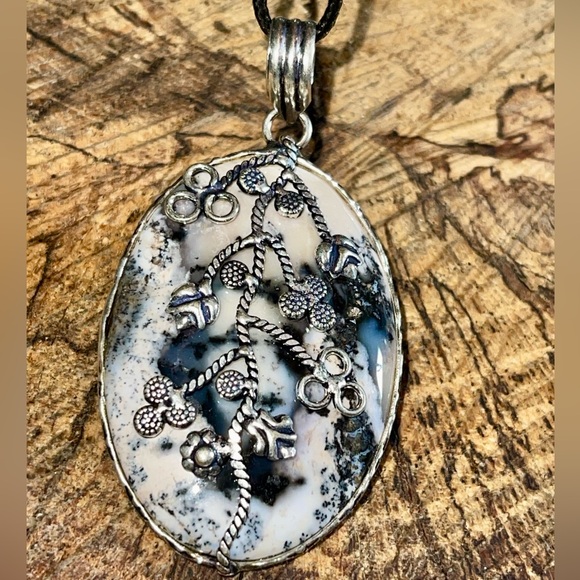 Dendritic Agate Pendant 2 1/4” - Picture 3 of 7